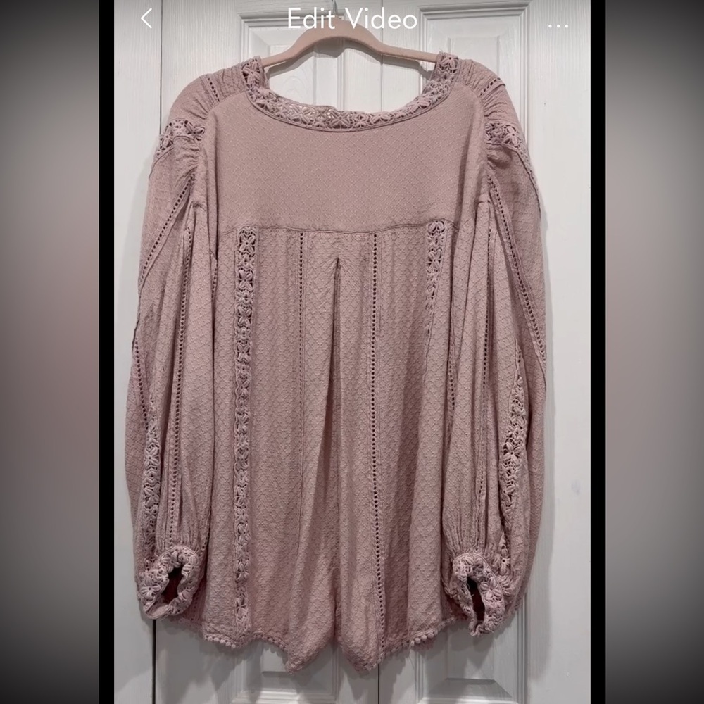 Free People Mean it Romper oversized crochet deep V-neck dusty rose size XS - Picture 4 of 14